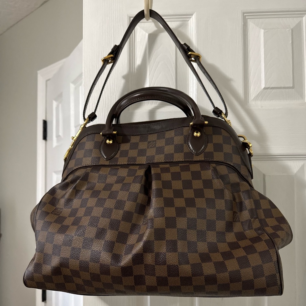 Designer Louis Vuitton GM Trevi Brown Checkered Handbag, Trade value higher